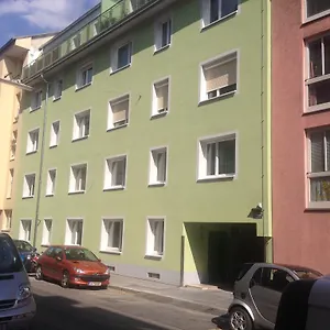 Apartment All-in Longterm Cozy - Free Parkingcard For 21 District, Wien
